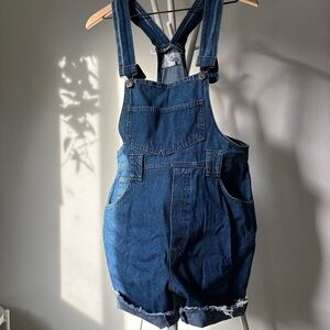 Moving Sale! Vintage Denim Sort Overalls